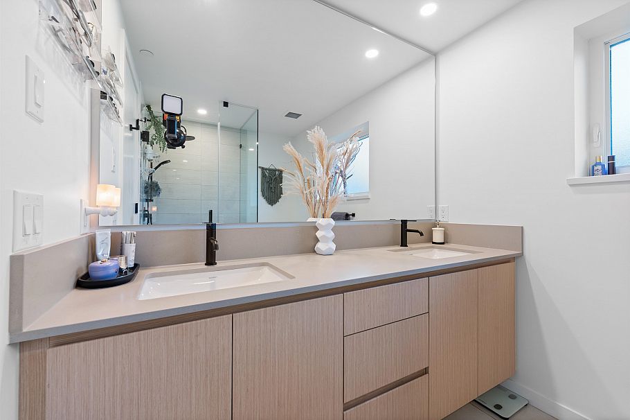 5 528 E 2nd Street North Vancouver, BC - 19