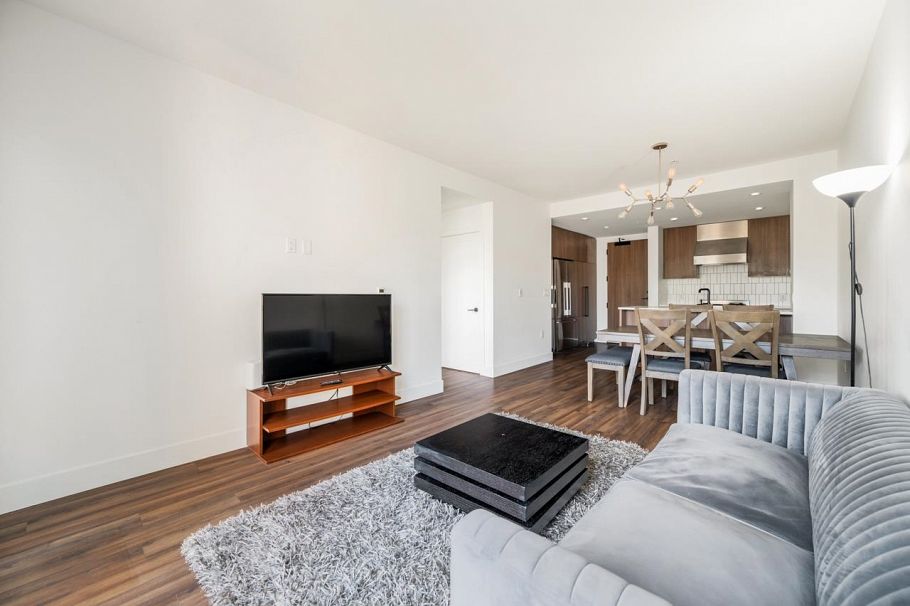 205 6933 Cambie Street Vancouver, BC - 12