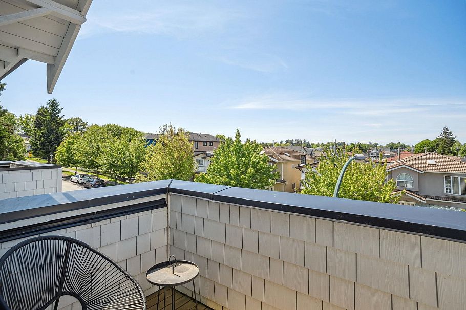 5018 Nanaimo Street Vancouver, BC - 17