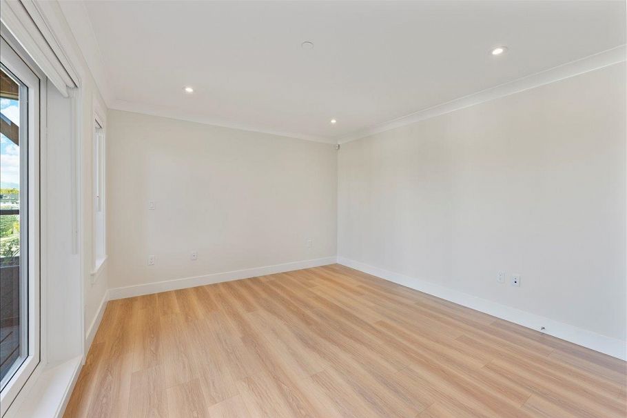 4856 Slocan Street Vancouver, BC - 20