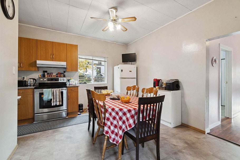 1649 Grant Street Vancouver, BC - 8