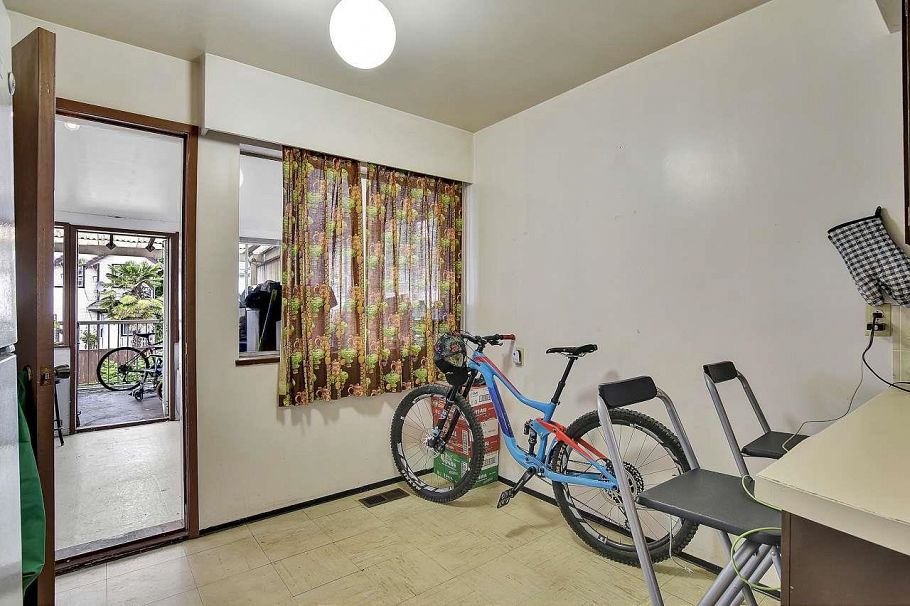 2149 E 32nd Avenue Vancouver, BC - 8