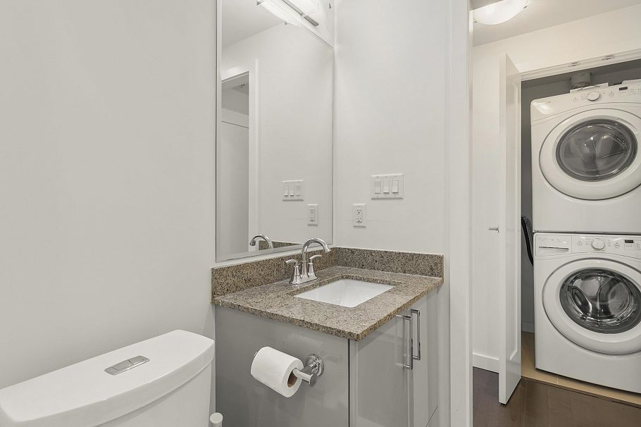 608 38 W 1st Avenue Vancouver, BC - 19