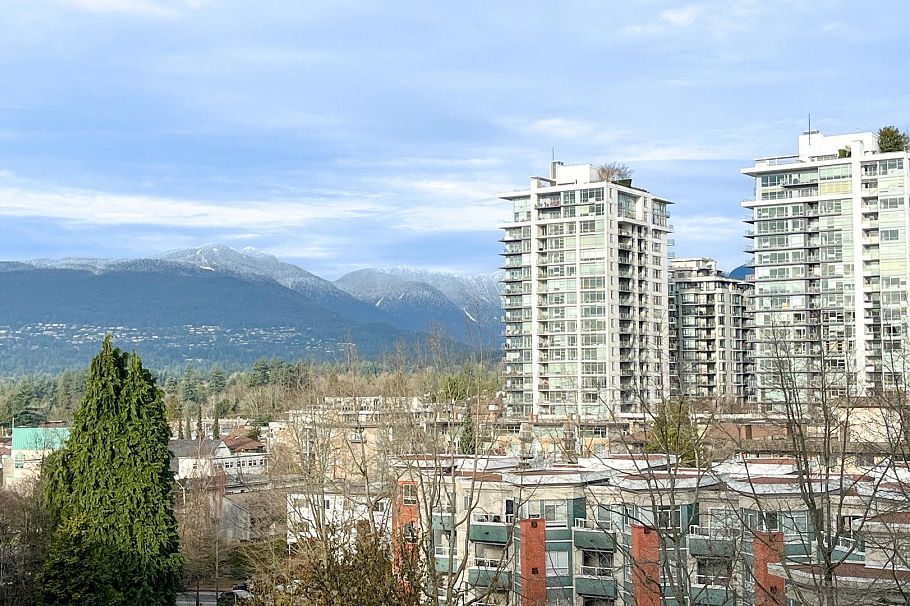 901 114 W Keith Road North Vancouver, BC - 17