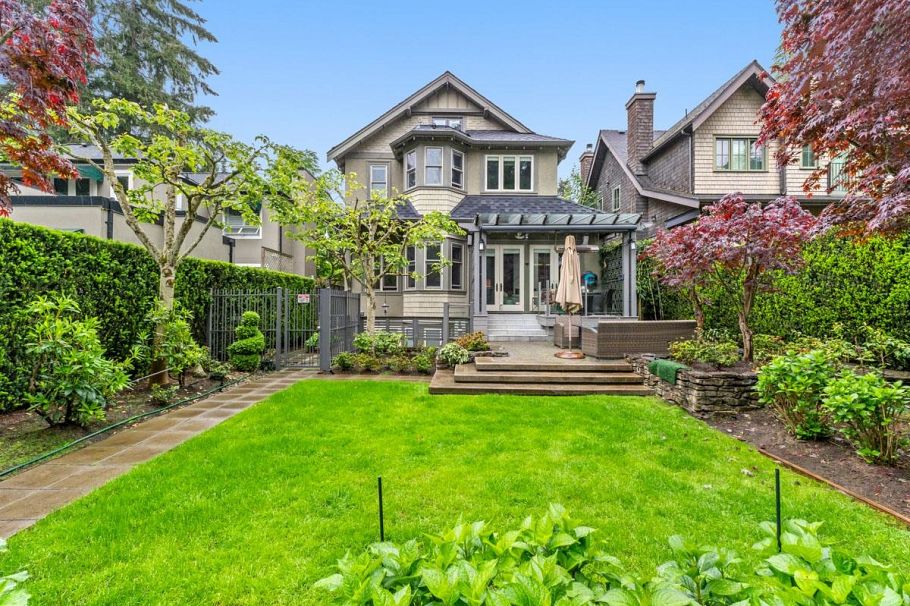 3138 W 42nd Avenue Vancouver, BC - 30