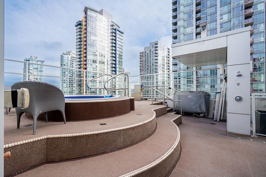 816 161 W Georgia Street Vancouver, BC - 32