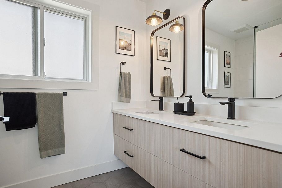 5018 Nanaimo Street Vancouver, BC - 18