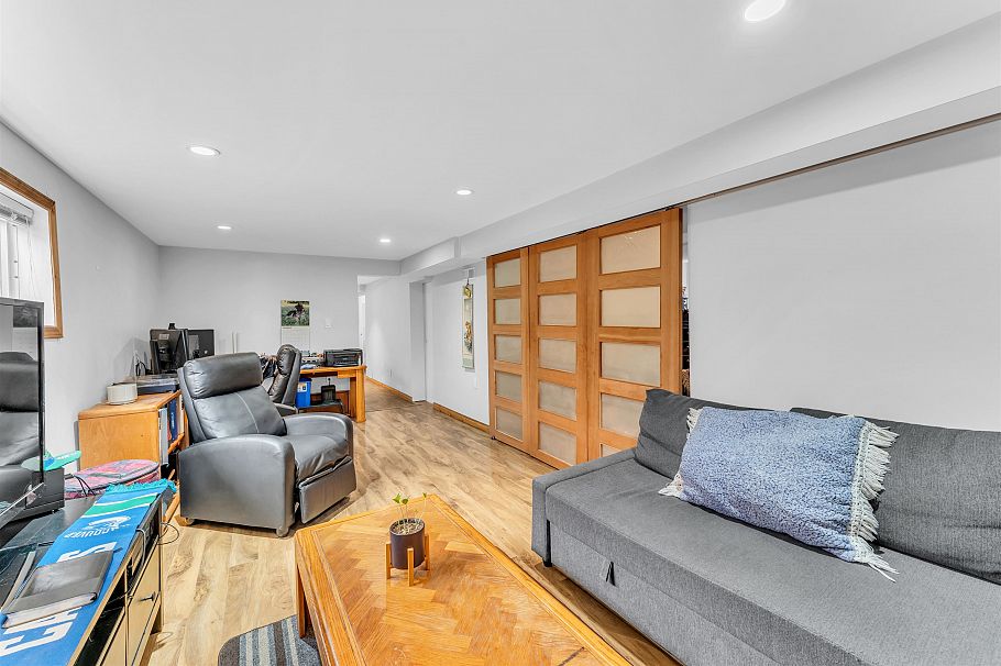 4160 St. Catherines Street Vancouver, BC - 27