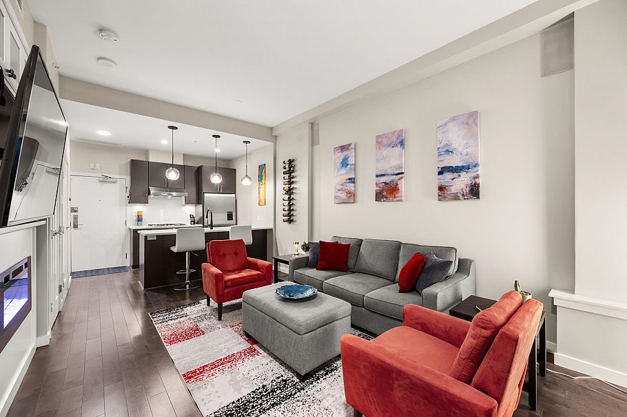 66 W 1st Avenue Vancouver, BC - 7