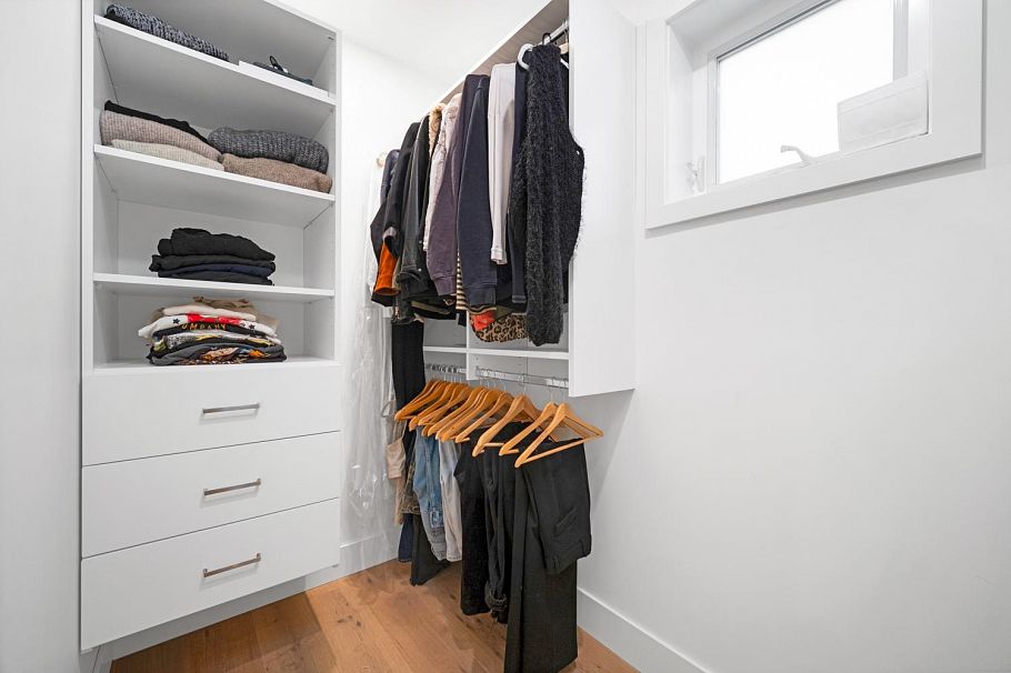 3530 W 43rd Avenue Vancouver, BC - 26