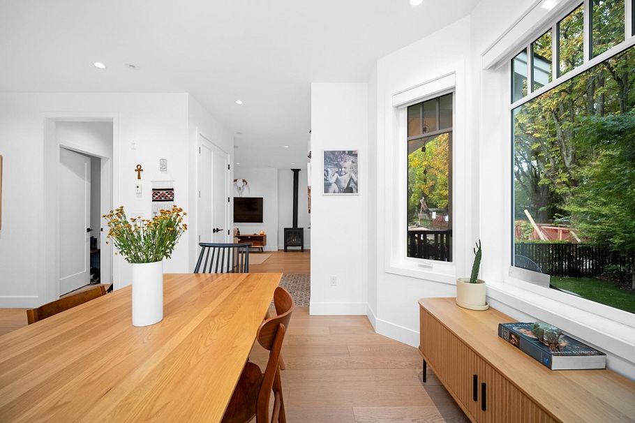 3530 W 43rd Avenue Vancouver, BC - 13