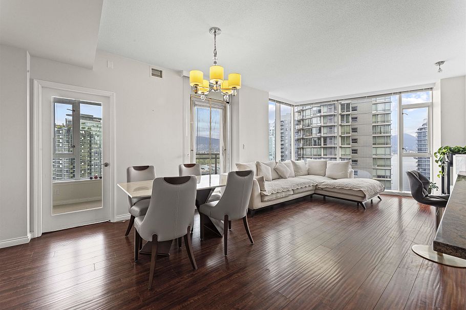 1705 1211 Melville Street Vancouver, BC - 14