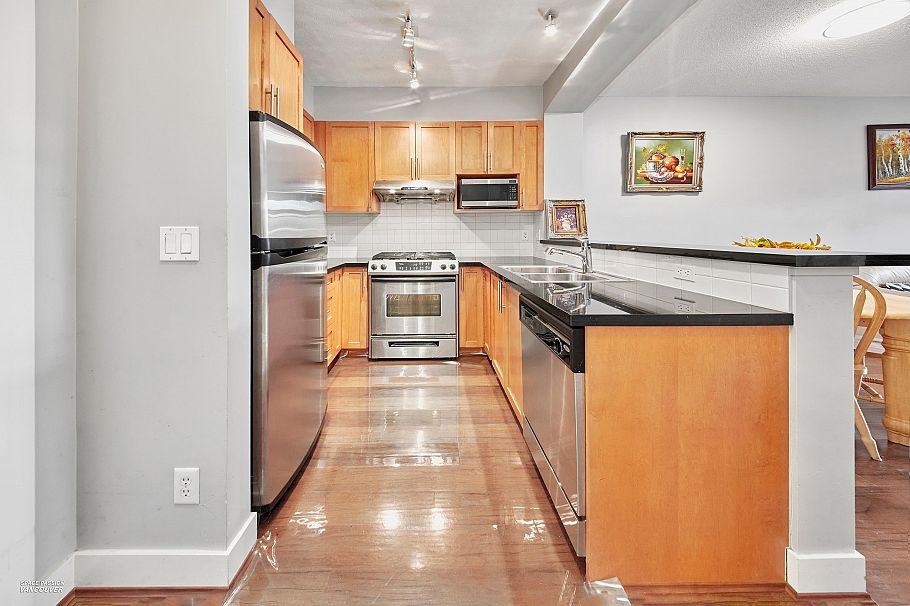 212 2250 Wesbrook Mall Vancouver, BC - 7