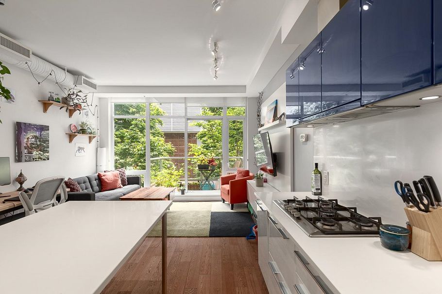 227 108 E 1st Avenue Vancouver, BC - 6