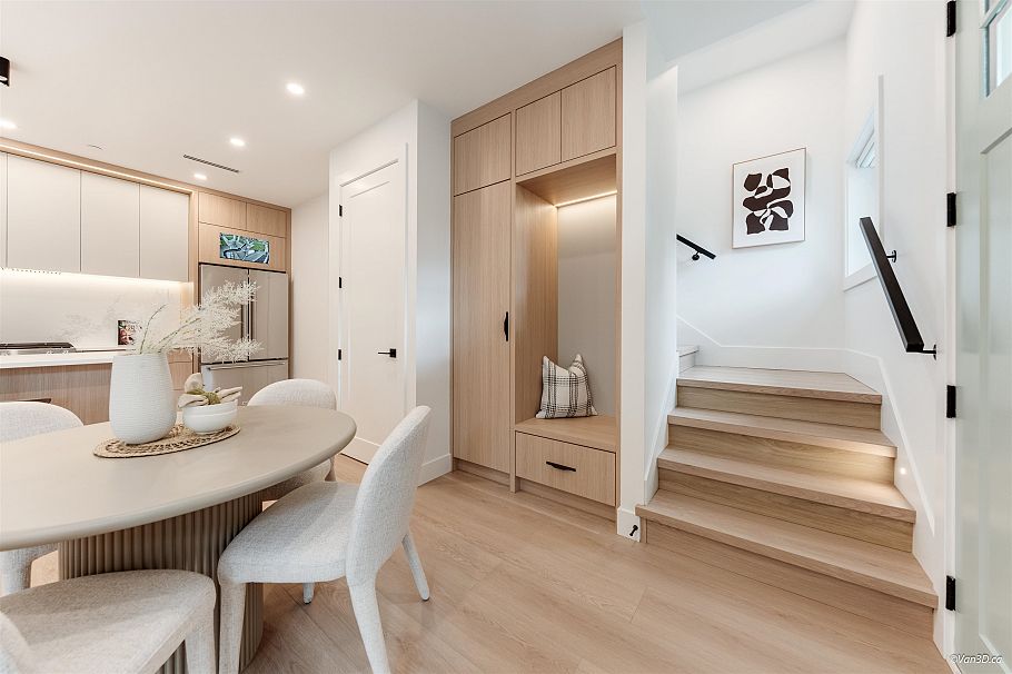 1 3121 E 46th Avenue Vancouver, BC - 15