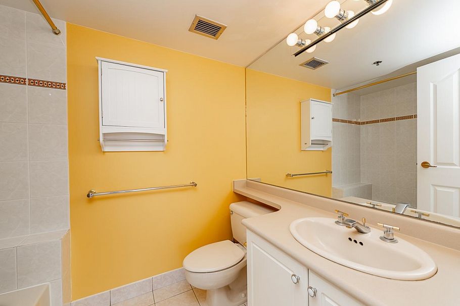 1304 283 Davie Street Vancouver, BC - 21