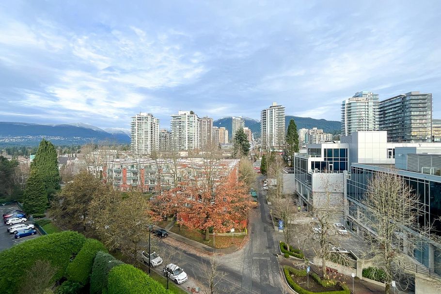 901 114 W Keith Road North Vancouver, BC - 16