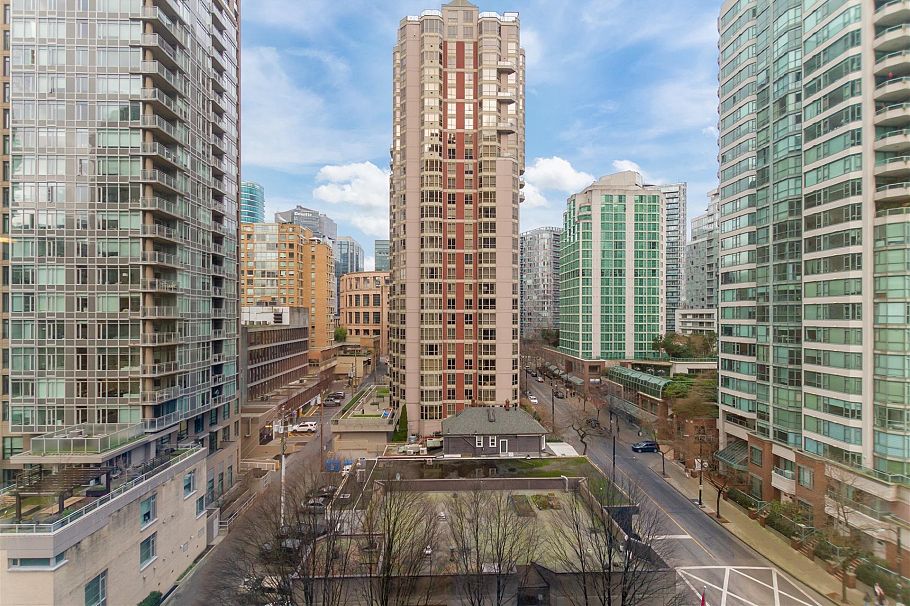 1109 909 Mainland Street Vancouver, BC - 20