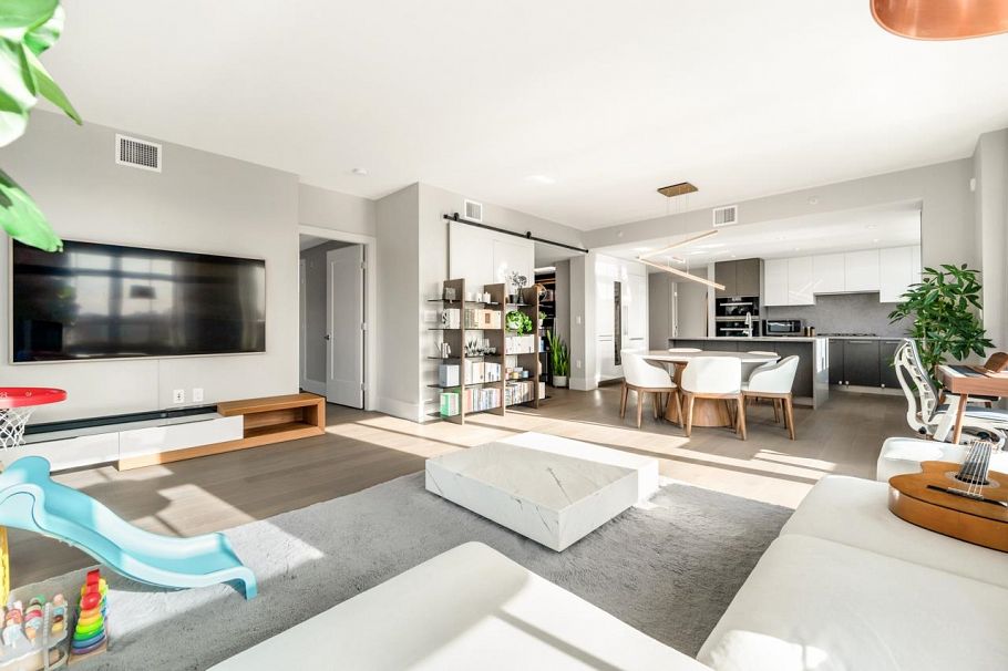 PH4 2089 W 43rd Avenue Vancouver, BC - 10