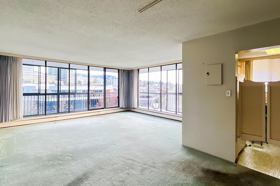 901 114 W Keith Road North Vancouver, BC - 9