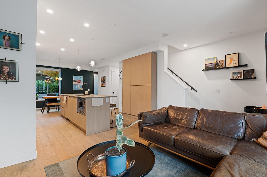 5 528 E 2nd Street North Vancouver, BC - 12