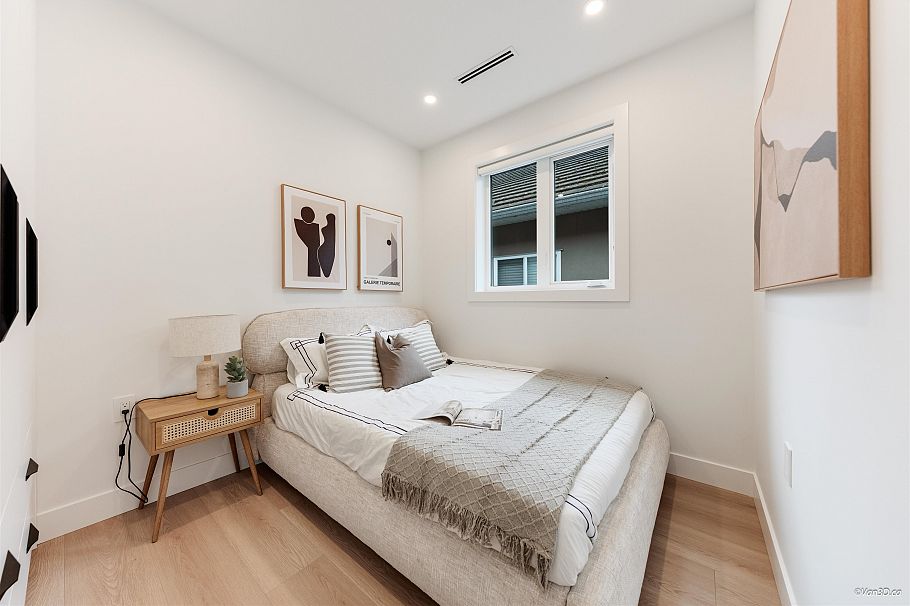 1 3121 E 46th Avenue Vancouver, BC - 21