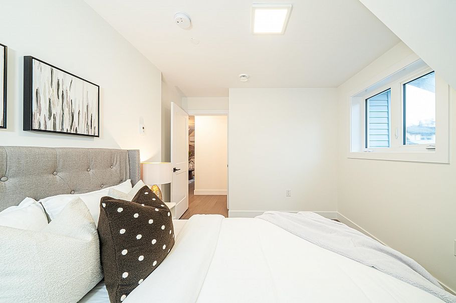 1926 William Street Vancouver, BC - 18