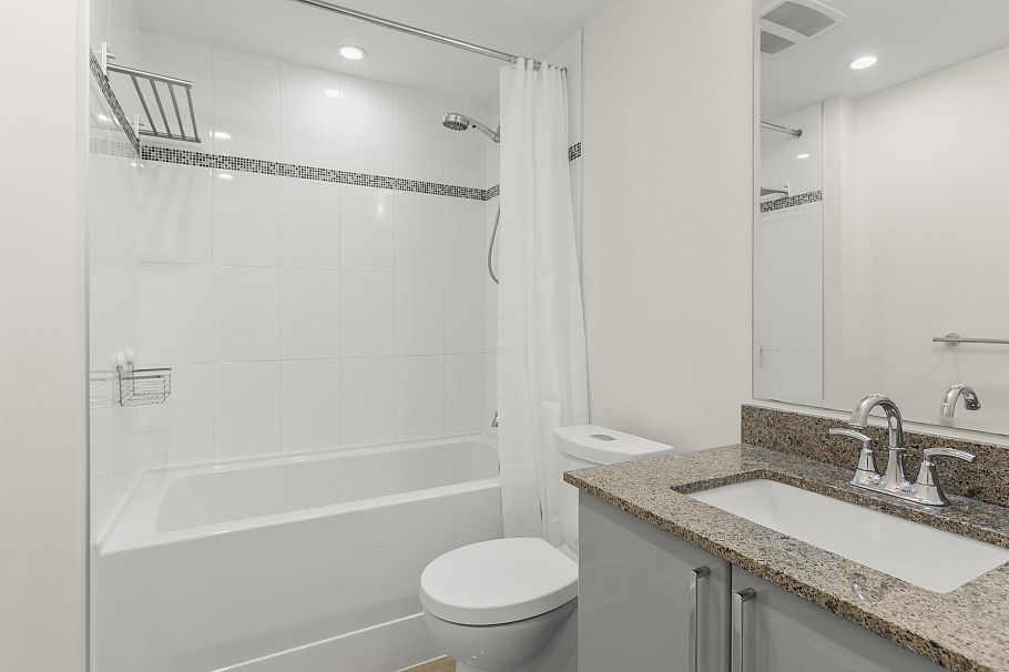 608 38 W 1st Avenue Vancouver, BC - 18