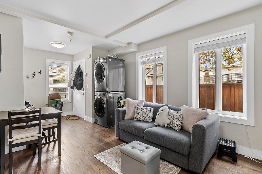 2699 E 7th Avenue Vancouver, BC - 23