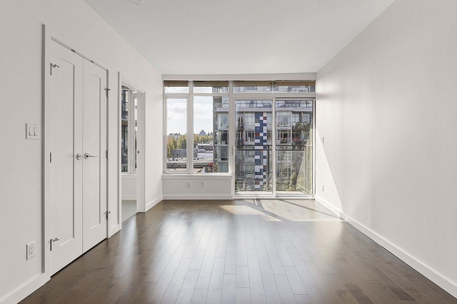 608 38 W 1st Avenue Vancouver, BC - 2