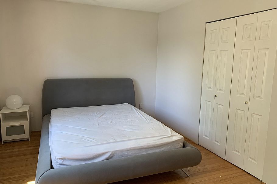 4227 W 14th Avenue Vancouver, BC - 12