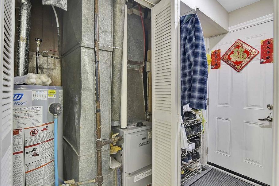 2149 E 32nd Avenue Vancouver, BC - 21