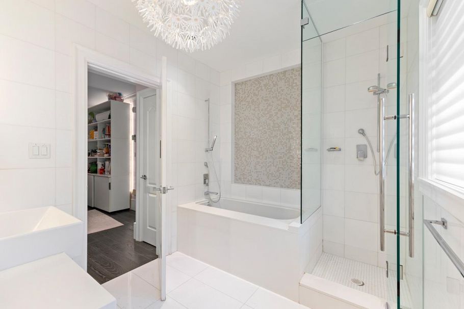 3138 W 42nd Avenue Vancouver, BC - 19