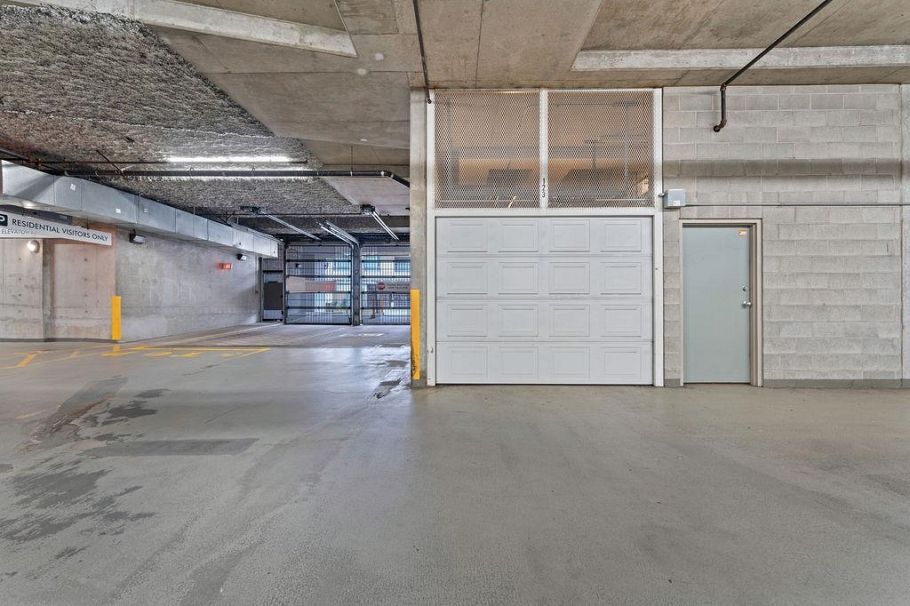 123 Aquarius Mews Vancouver, BC - 36