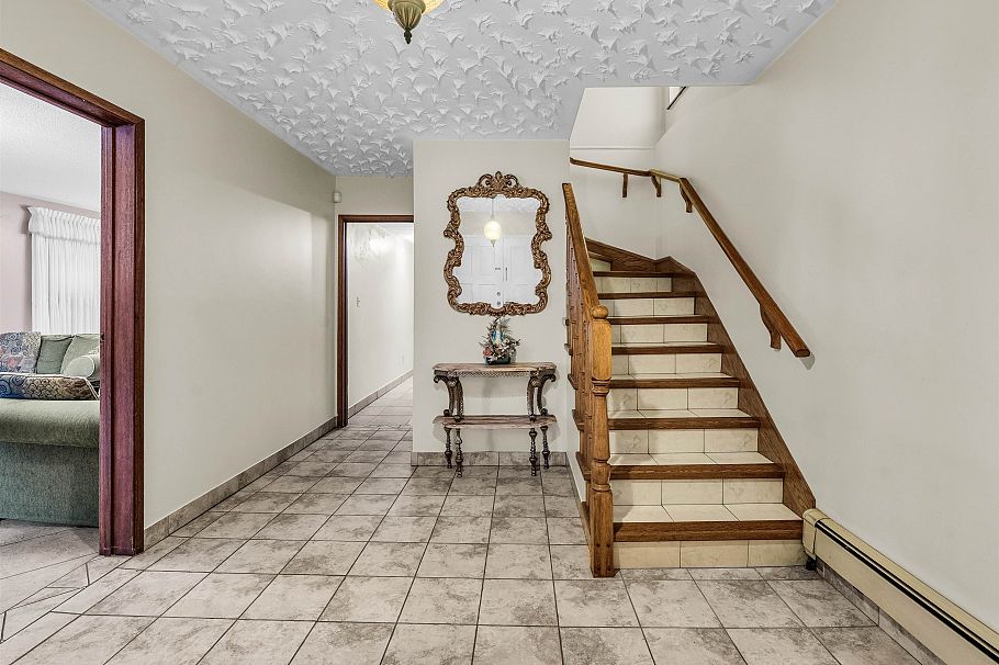 3112 E 1st Avenue Vancouver, BC - 27