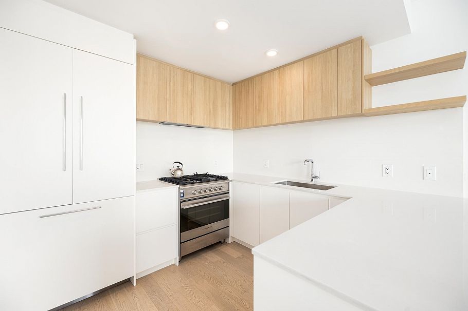 6525 Fremlin Street Vancouver, BC - 7