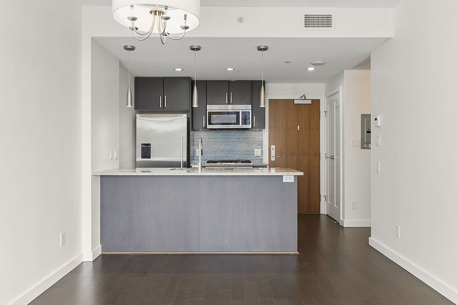 608 38 W 1st Avenue Vancouver, BC - 4