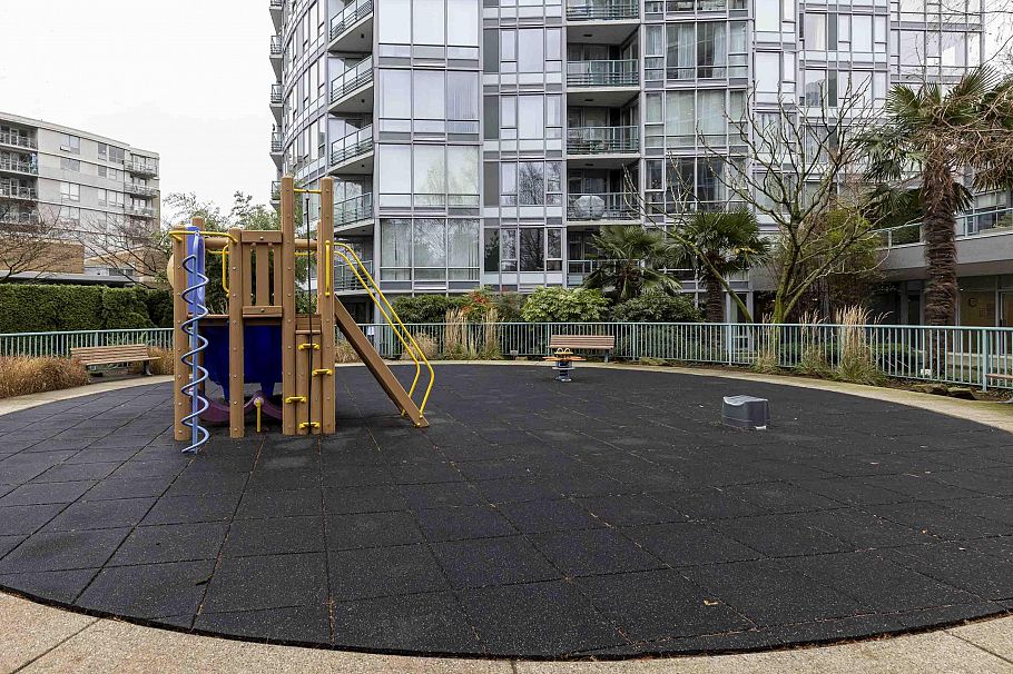 3805 1033 Marinaside Crescent Vancouver, BC - 28