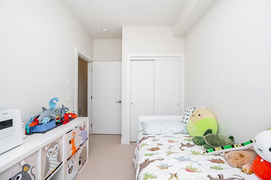 5518 Oak Street Vancouver, BC - 14