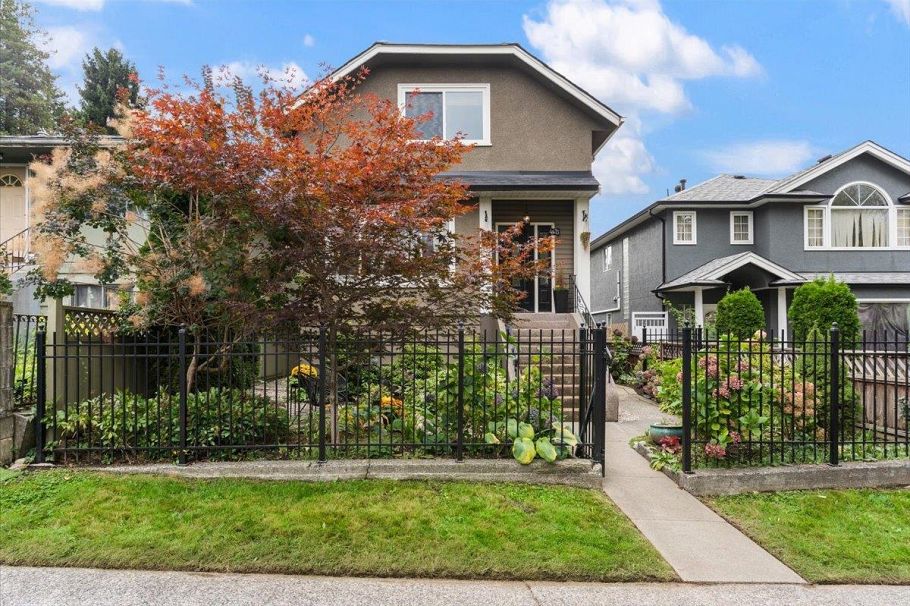 4833 Lanark Street Vancouver, BC - 38