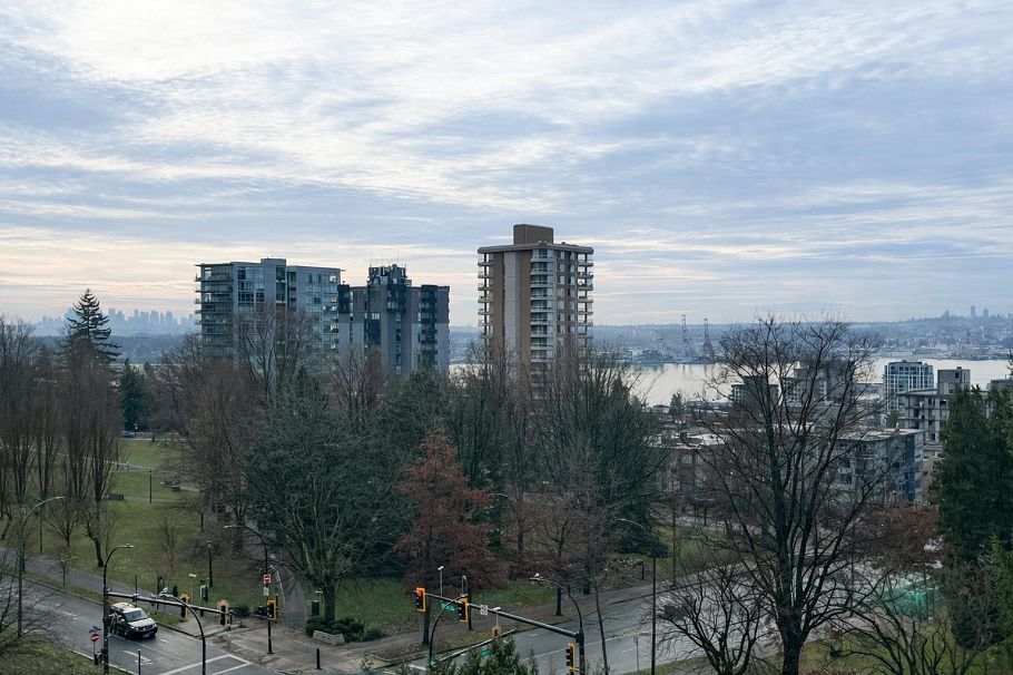 901 114 W Keith Road North Vancouver, BC - 13