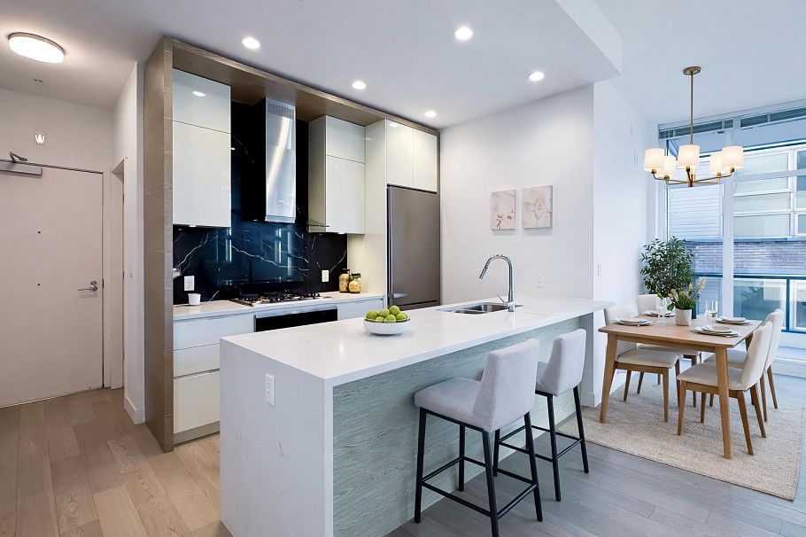 302 6733 Cambie Street Vancouver, BC - 13