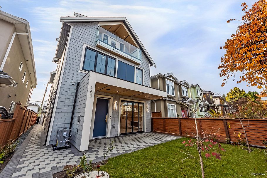 1 150 E 51 Avenue Vancouver, BC - 2