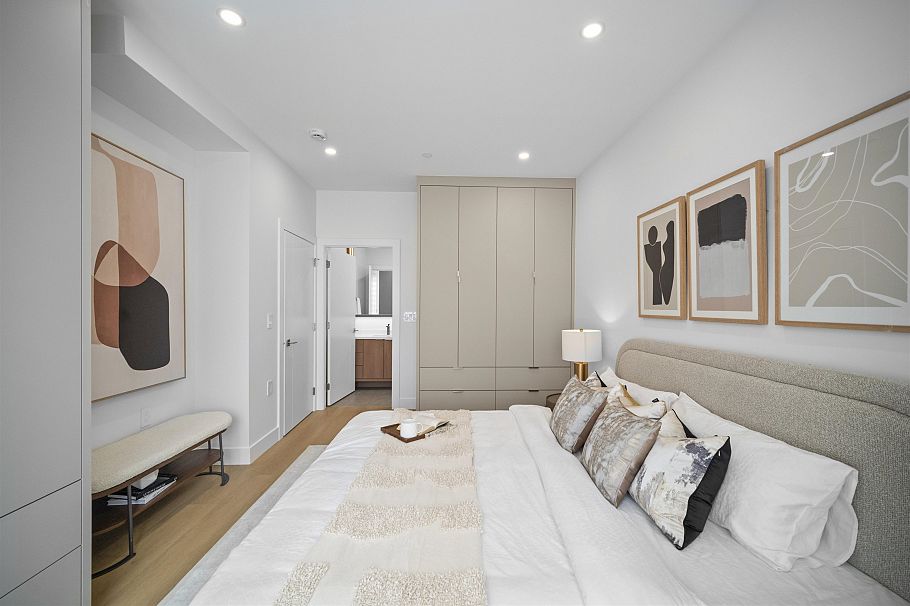 1 3563 E 25th Avenue Vancouver, BC - 9