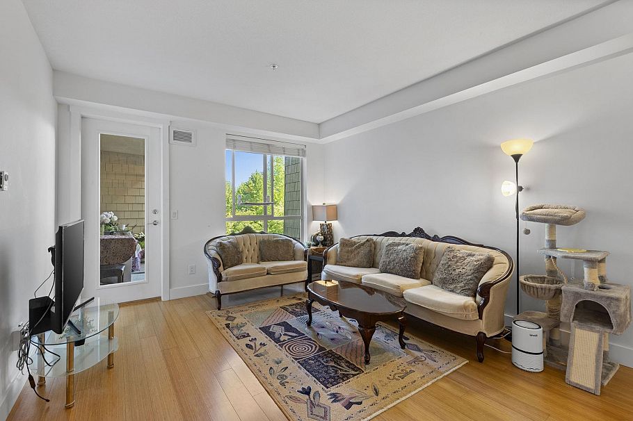 307 6268 Eagles Drive Vancouver, BC - 6