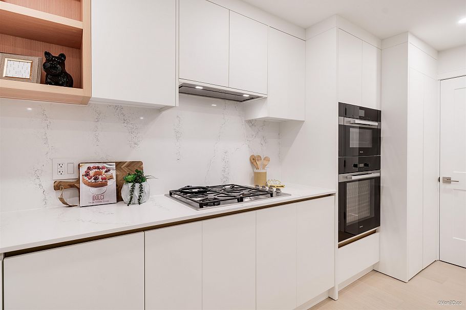 105 918 W 32nd Avenue Vancouver, BC - 18