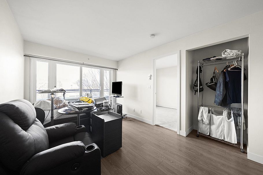 419 1588 E Hastings Street Vancouver, BC - 6