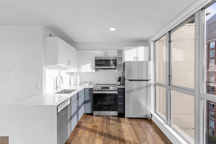 801 1238 Richards Street Vancouver, BC - 8