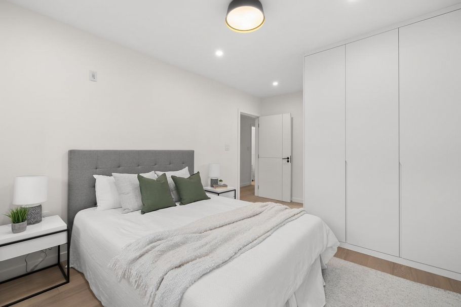 681 W 18th Avenue Vancouver, BC - 11