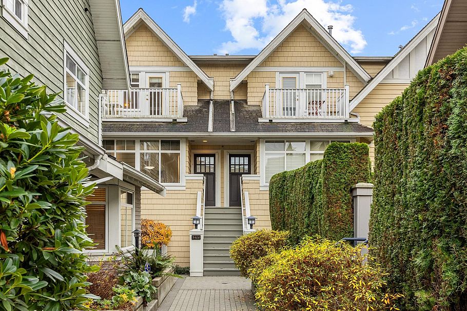 5406 Larch Street Vancouver, BC - 2
